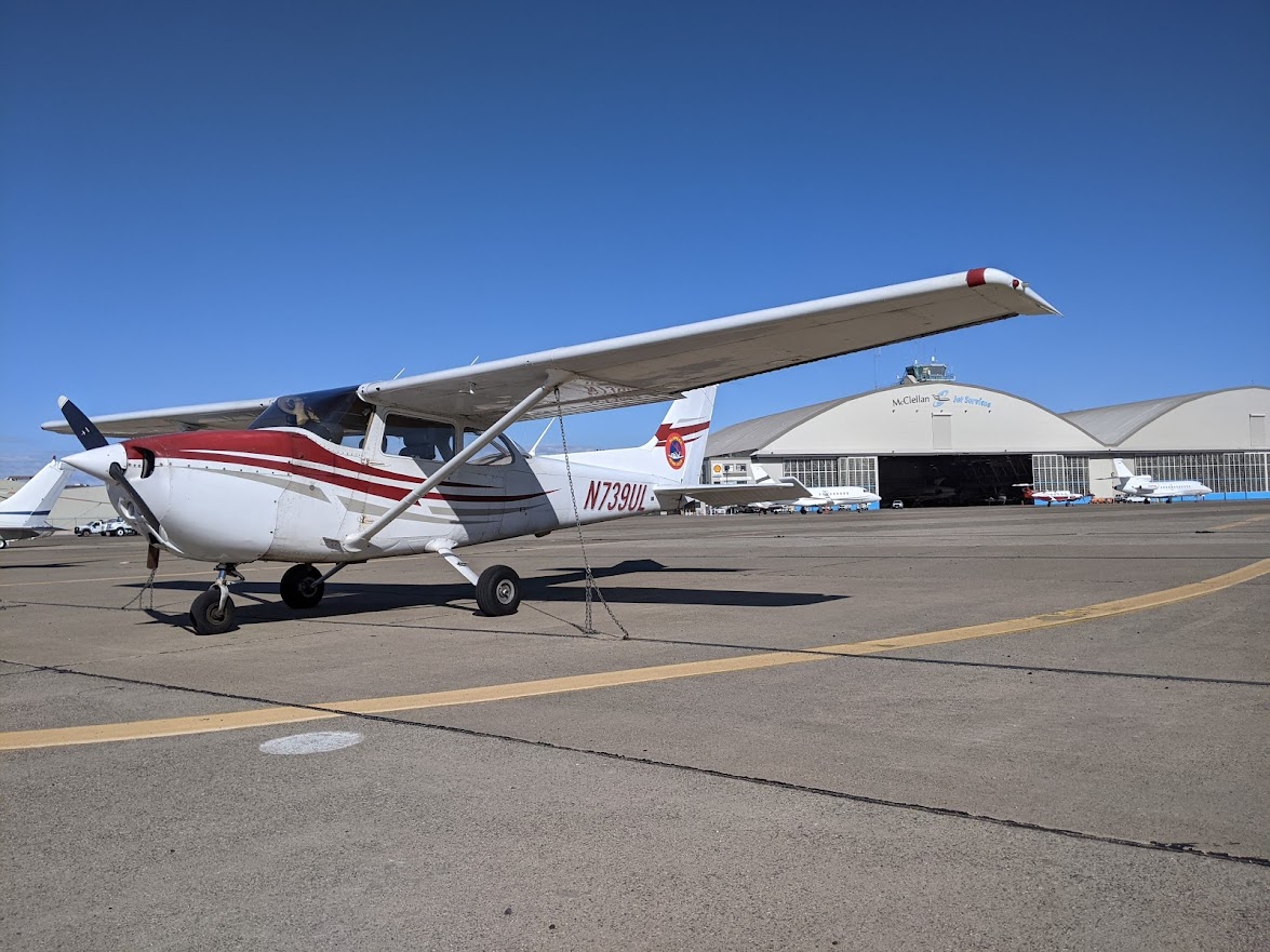 Cessna 172N Skyhawk N739UL - 2